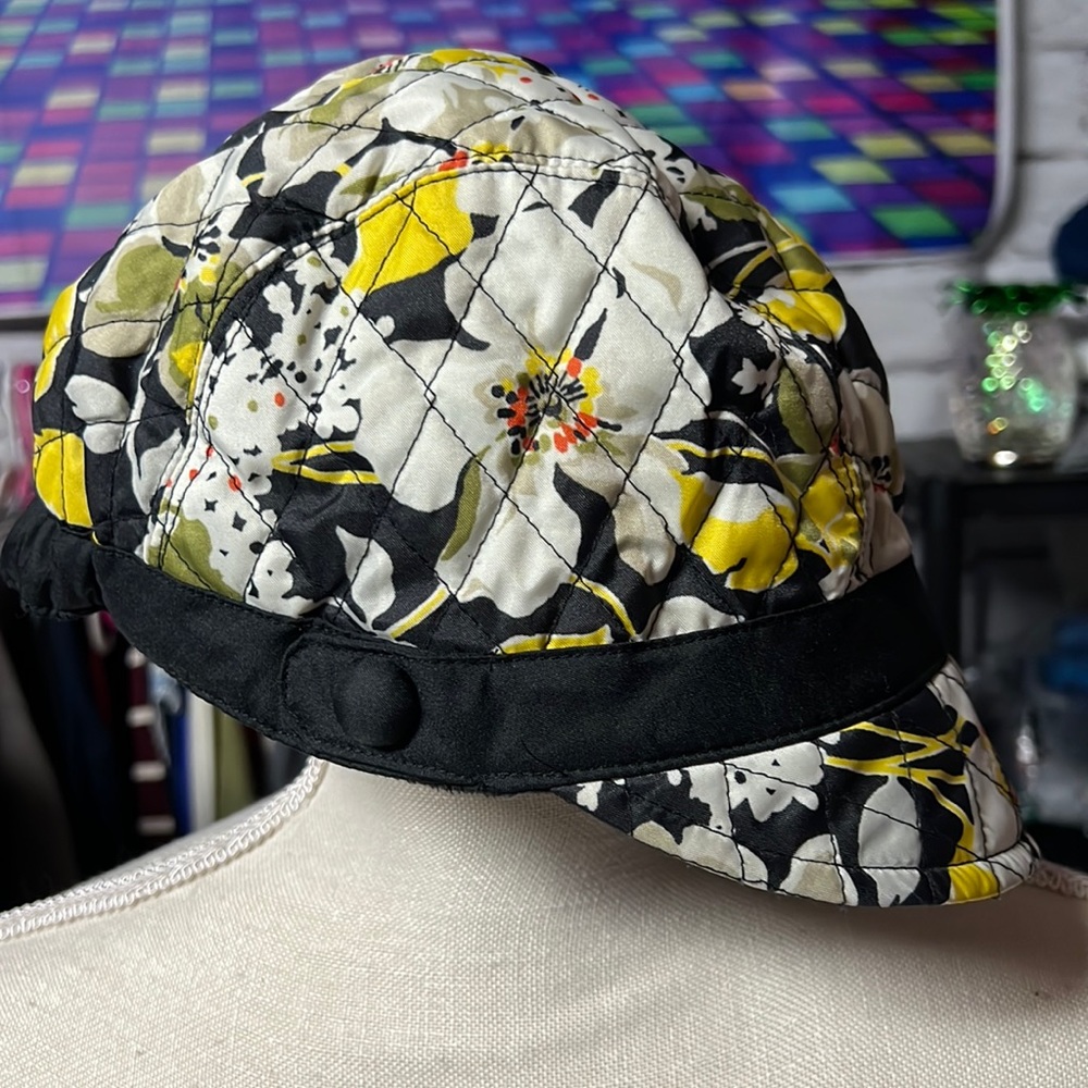 Vera Bradley yellow/black floral women’s quilted hat